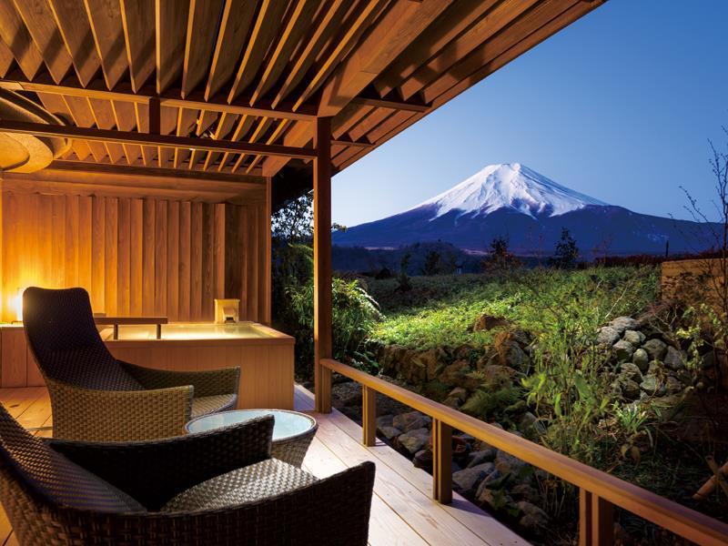 Fujisan Onsen Bessho Sasa Hotel Fujiyoshida Bagian luar foto