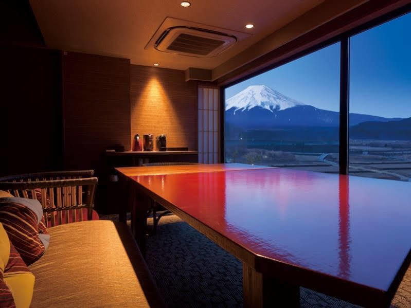 Fujisan Onsen Bessho Sasa Hotel Fujiyoshida Bagian luar foto