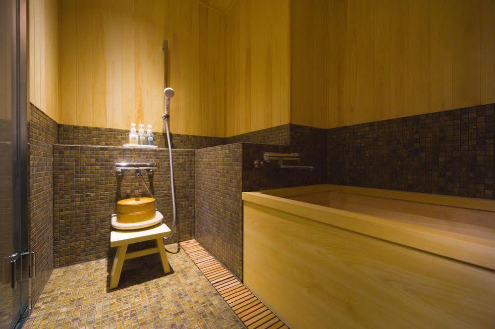 Fujisan Onsen Bessho Sasa Hotel Fujiyoshida Bagian luar foto