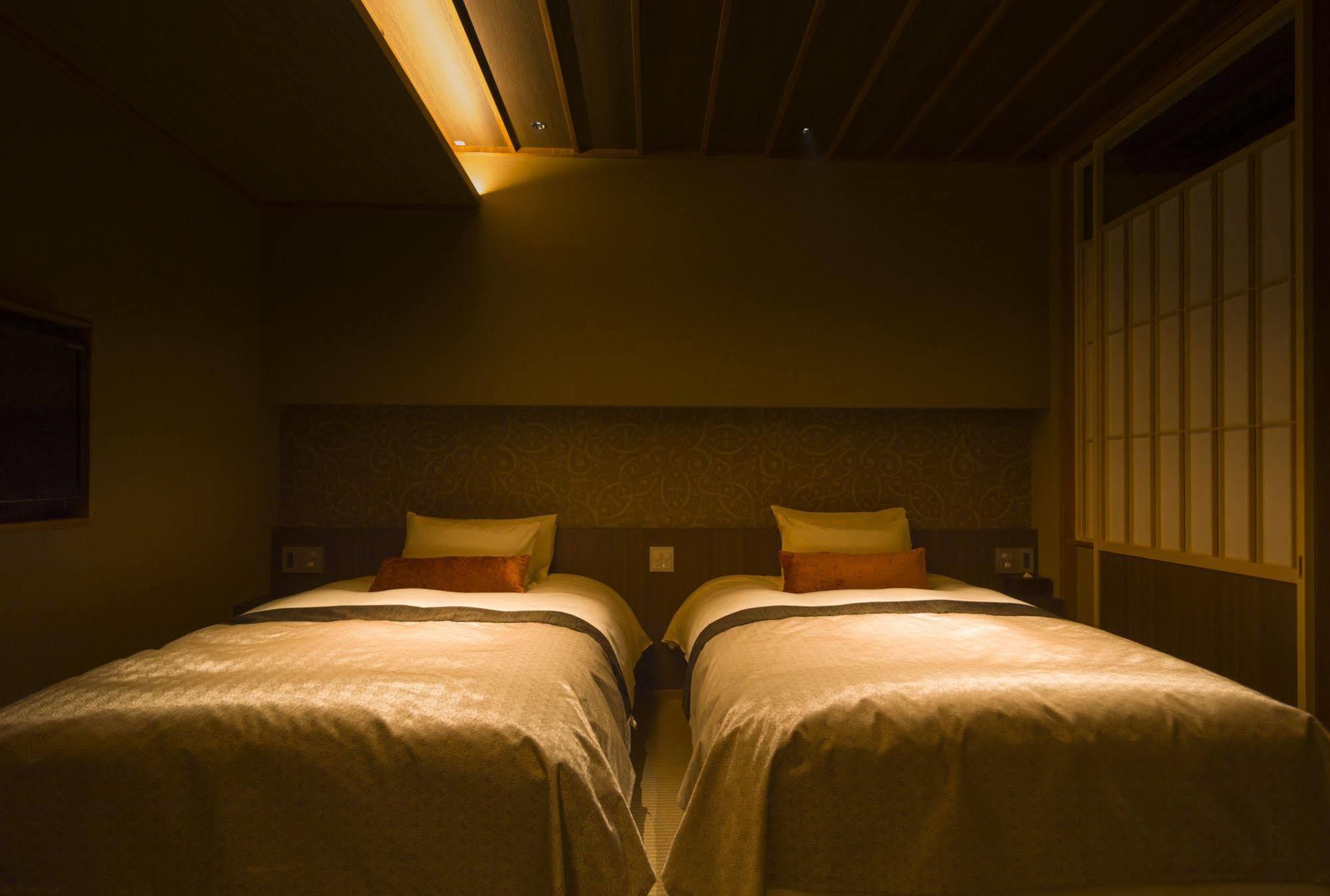 Fujisan Onsen Bessho Sasa Hotel Fujiyoshida Bagian luar foto