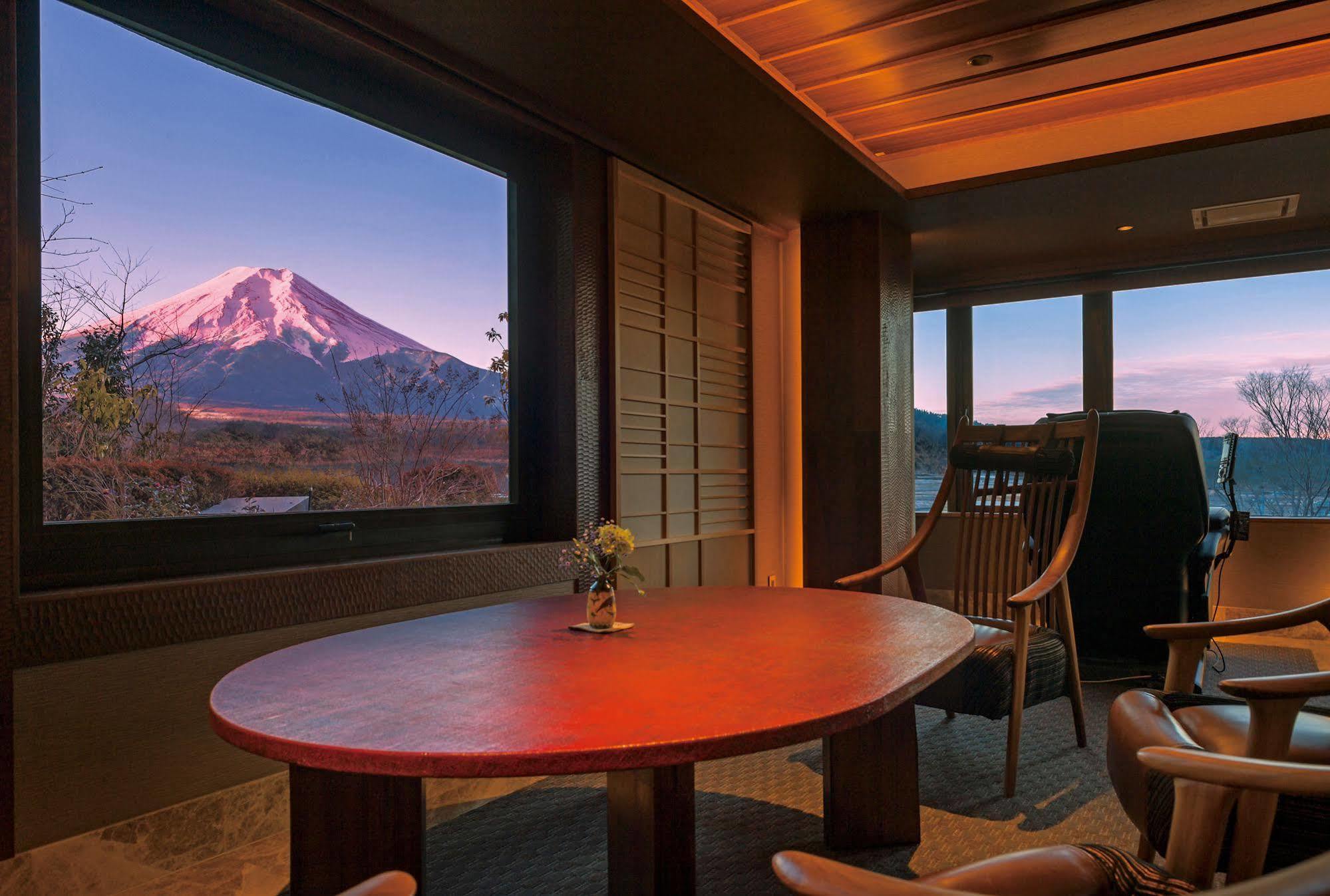 Fujisan Onsen Bessho Sasa Hotel Fujiyoshida Bagian luar foto